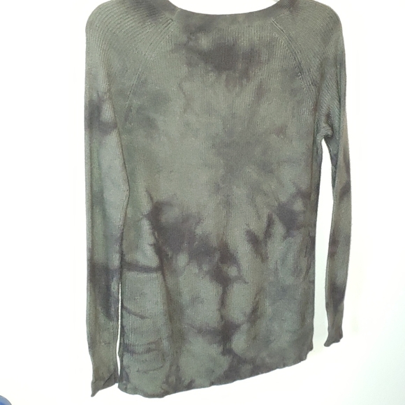 American Eagle Long Sleeve Top - Picture 5 of 6